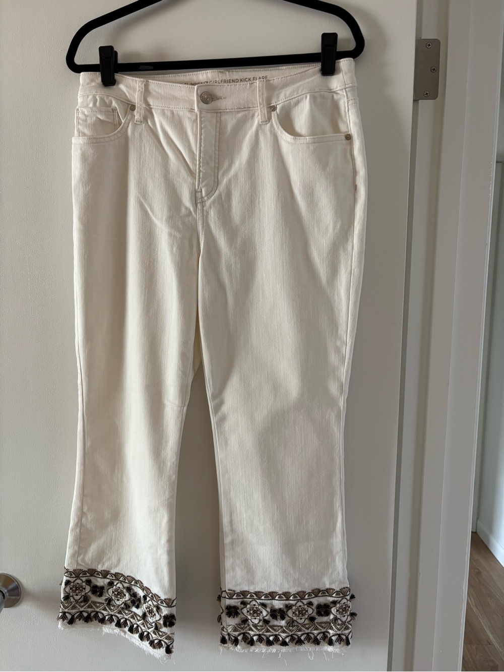 Chico's So Slimming Girlfriend Kick Flare jeans